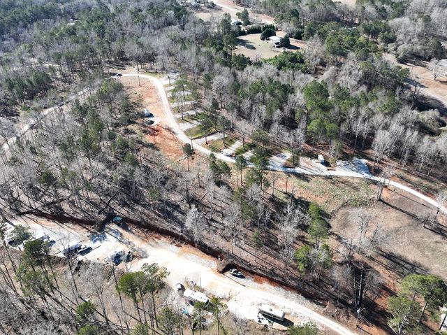 Stateline Acres RV Park — RV parking in Five Points, Alabama