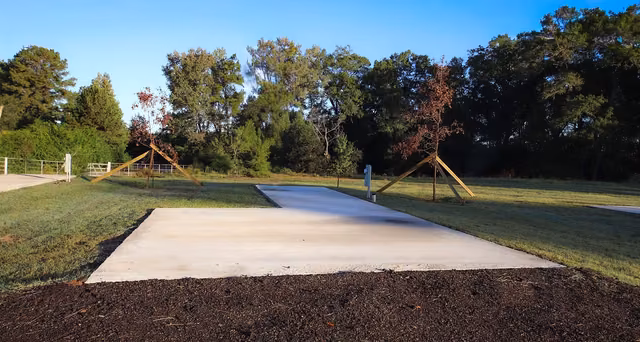 Galilee Oaks RV Park — RV parking in Hallsville, Texas